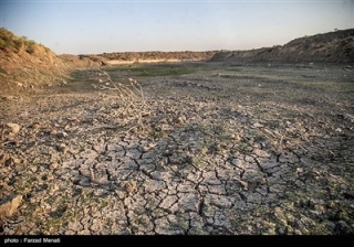خشک شدن رودخانه رازآور در کرمانشاه