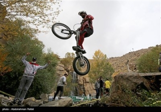 مسابقات دوچرخه سواری تریال قهرمانی کشور در همدان