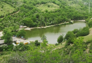 عکس/ دور نمایی از دریاچه زیبای شورمست